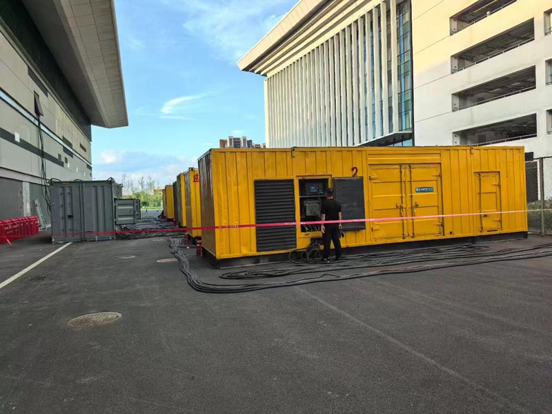 阿拉善右柴油发电机冬季保养注意事项？